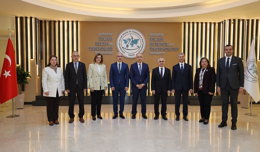 GİBTÜ’de “Mehmet Akif ve Çanakkale Ruhu” Konferansı Gerçekleştirildi