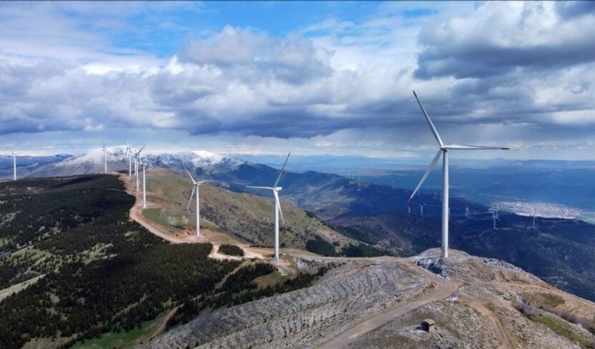 Türkiye yenilenebilir enerjide büyüyor! Yüzde 55 arttı…