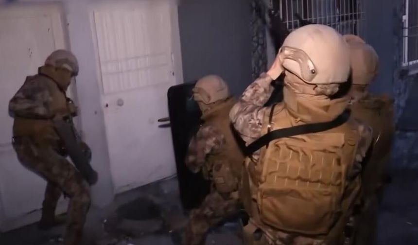 Gaziantep'te siber dolandırıcılık ağı çökertildi! Banka hesaplarında 22 milyon TL'lik hareket tespit edildi