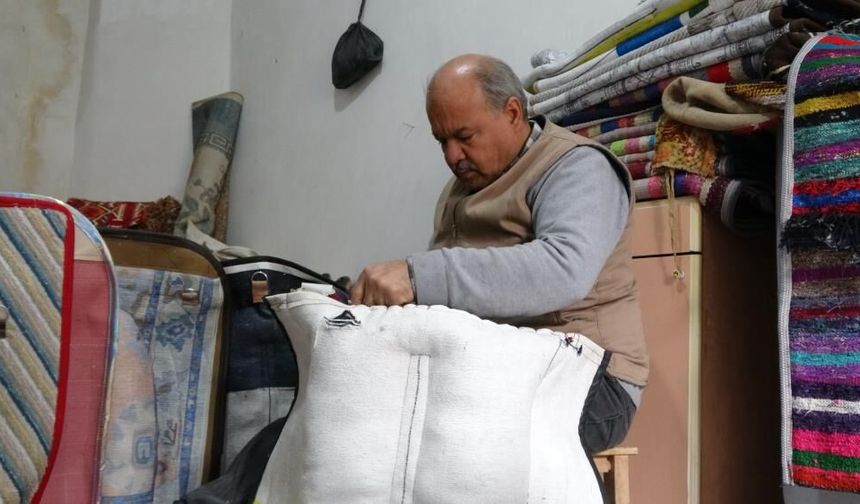 Gaziantep'te 45 yıllık semerci ustası mesleğini yaşatmaya çalışıyor!