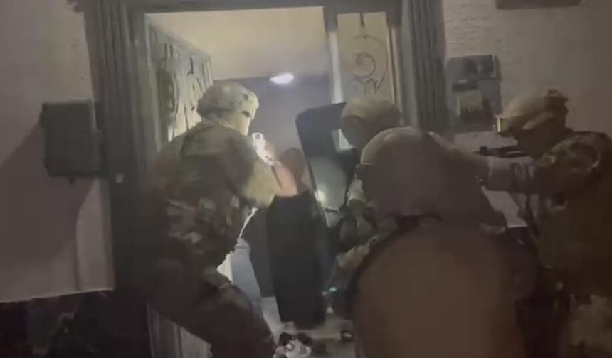 Kurşunlama ve gasp çetesi çökertildi! 3 ilde operasyon! Baskın anları nefes kesti (VİDEO HABER)