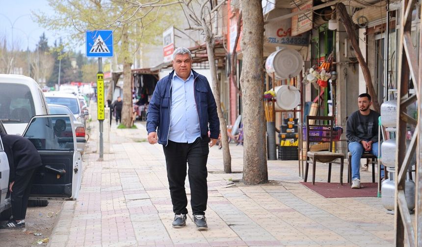 Kahramanmaraş’ta gören şaştı kaldı! 3 renkli gözleriyle gündem oldu