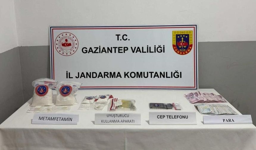Gaziantep’te zehir tacirlerine aman verilmiyor! 2 kilo metamfetamin ele geçirildi