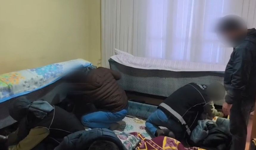 Emniyet silah kaçakçılarına nefes aldırmıyor! Gaziantep dahil 3 ilde operasyon düzenlendi…