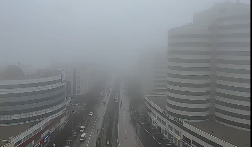 Gaziantep’te yağışlı ve sisli hava etkisini arttırdı: Günlerce devam edecek!