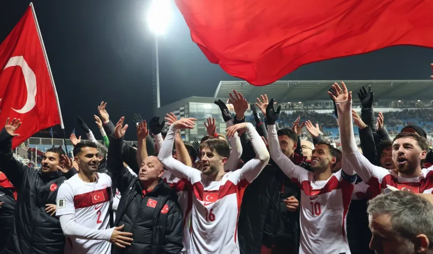 A Milli Futbol Takımı galibiyet sonrası yurda döndü!