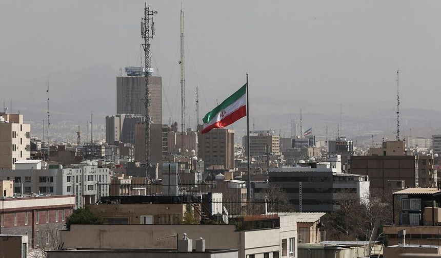 İran ekonomisi sarsıldı! Maddi zarar 270 milyar dolar…