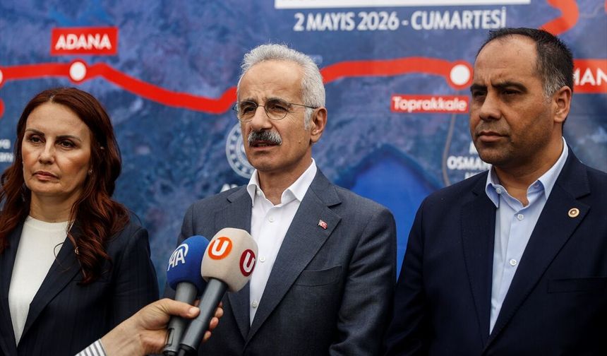 Bakan Uraloğlu, Gaziantep-Mersin Hızlı Tren Projesi'nde incelemelerde bulundu
