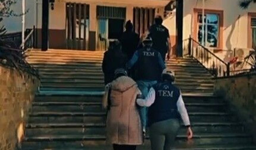 5 ilde DEAŞ’a operasyon! Çok sayıda dijital materyale el konuldu