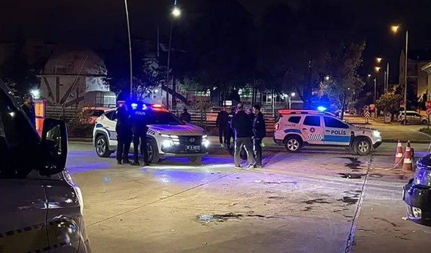 Akaryakıt istasyonunda bıçaklı kavga! Ölü ve yaralılar var
