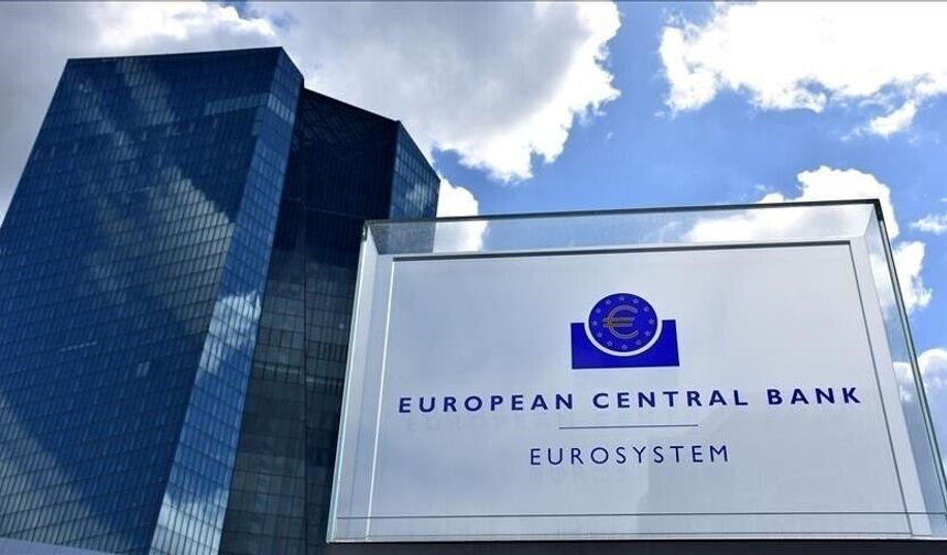 Avrupa Merkez Bankası'nda yön değişti! 2023'ten bu yana ilk kez faiz artırdı