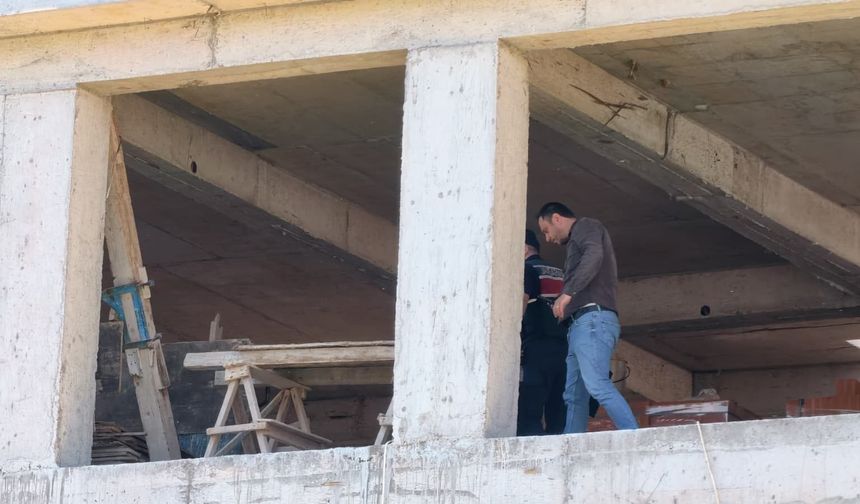 İnşaatta feci ölüm! Oğlunun gözü önünde 4. kattan düştü