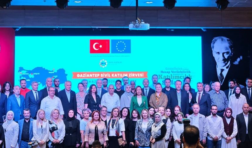 Gaziantep’te Demokratik Yerel Yönetişim ve Sivil Katılım Zı̇rvesı̇