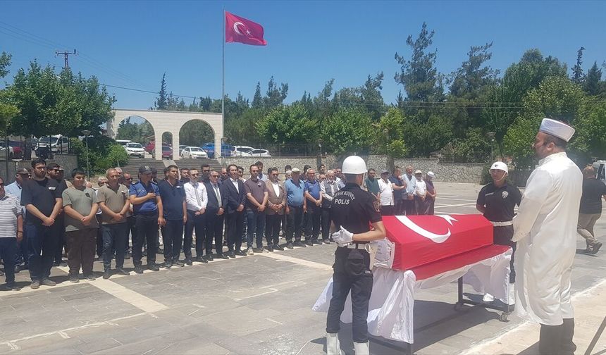 Gaziantep’te organ yetmezliği nedeniyle vefat etmişti! Polis memuru toprağa verildi