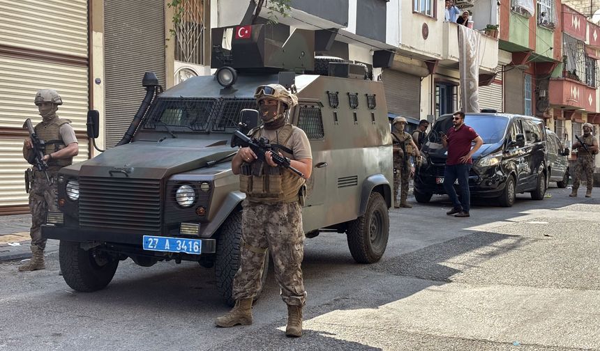 Gaziantep'te Özel Harekat Timlerinden şok operasyon!