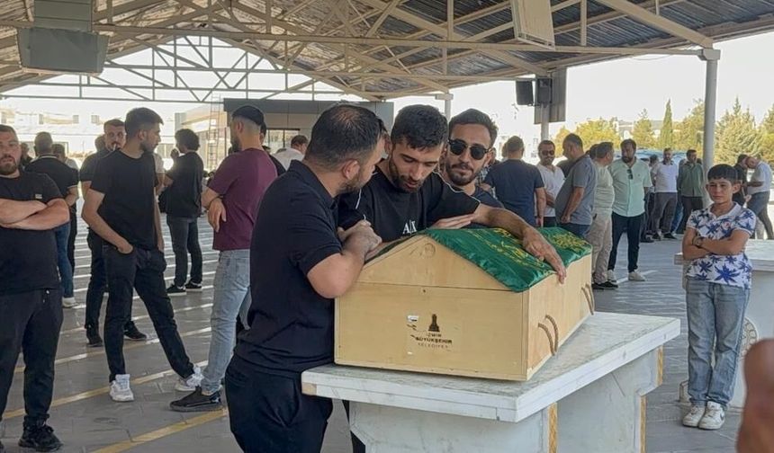 Gaziantep'te yürek burkan cenaze: Minik Kadir'e veda!