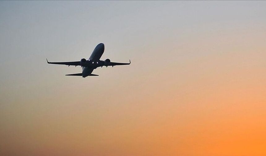 Gaziantep ve diğer deprem bölgelerinde hava ulaşımında yükseliş! Uçuş ve yolcu sayıları arttı