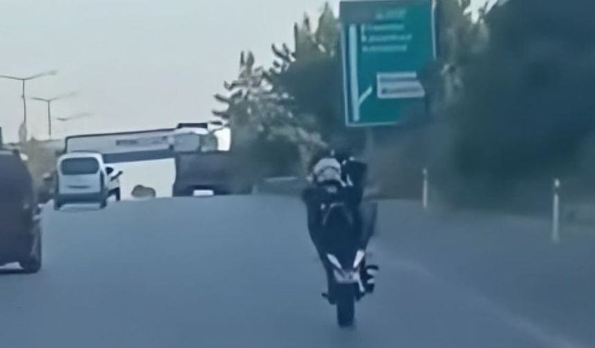 Gaziantep Otoyolu'nda tehlikeli yolculuk! O sürücüye ceza üstüne ceza kesildi...