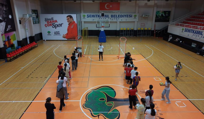 Çocuklar geleceğe Şehitkamil’de hazırlanıyor! Çocuklar ücretsiz spor eğitimlerinden faydalanacak