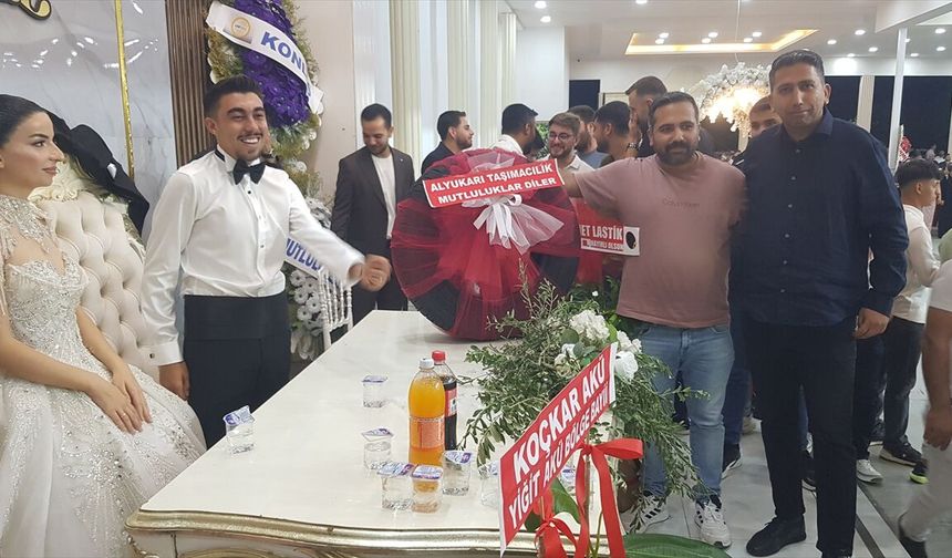 Gaziantep’te düğünde “yok artık” dedirten takı! Herkes şaştı kaldı…