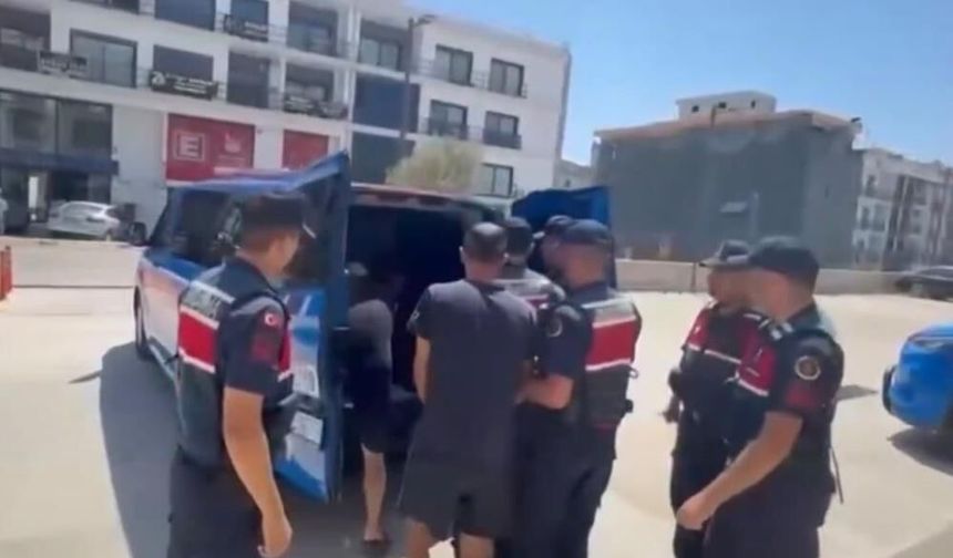 2 ildeki göçmen kaçakçılığı ağı ortaya çıkarıldı! Bakanlık duyurdu: 132 gözaltı...