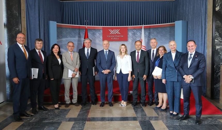 Yeni rektörlerin mazbataları verildi!