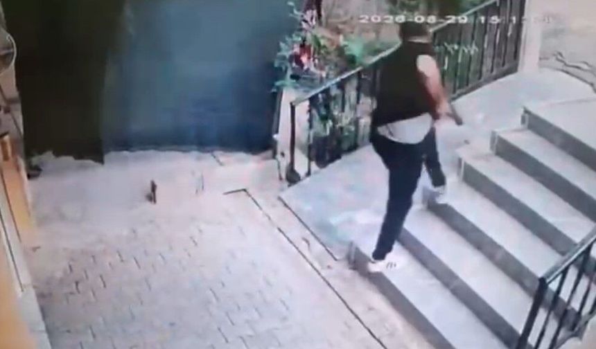 Şanlıurfa'da çocuk kavgası sonrası dehşet: Kapıdan çıkar çıkmaz silahını çekti