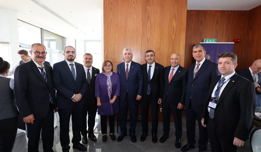 Şam’da gündem Gaziantep! Bölgesel ticaretteki rolümüz güçlenecek…