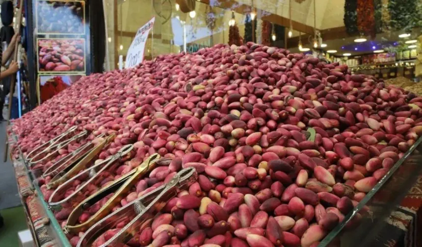 Gaziantepliler yeşil altından vazgeçemiyor! Antep fıstığı tezgahtaki yerini aldı