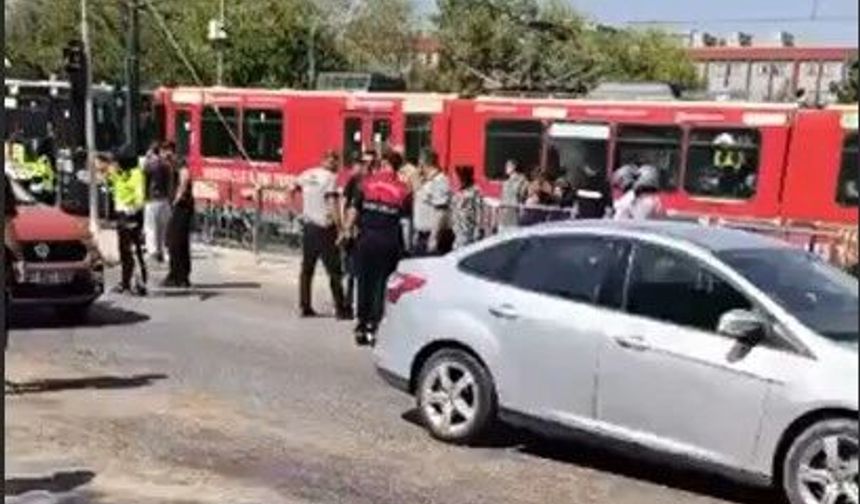 Gaziantep’te feci kaza! Motosiklet sürücüsü yayaya çarptı…