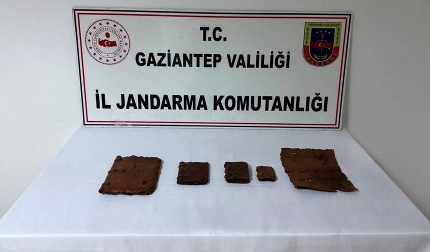 Gaziantep’te tarihi eser kaçakçılarına suçüstü!