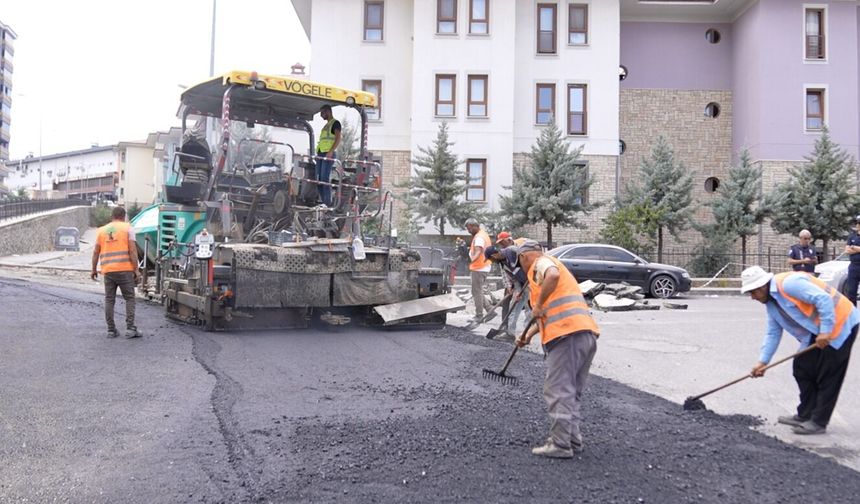 Şehitkamil Belediyesi’nden asfalt atağı