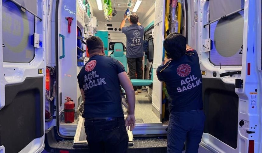 İki arkadaşın bıçaklı şakası kanlı bitti