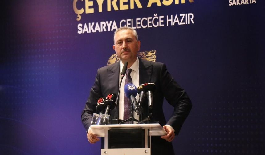 Abdulhamit Gül’den dikkat çeken mesaj: “Yeni Bir Sayfa Açıyoruz”