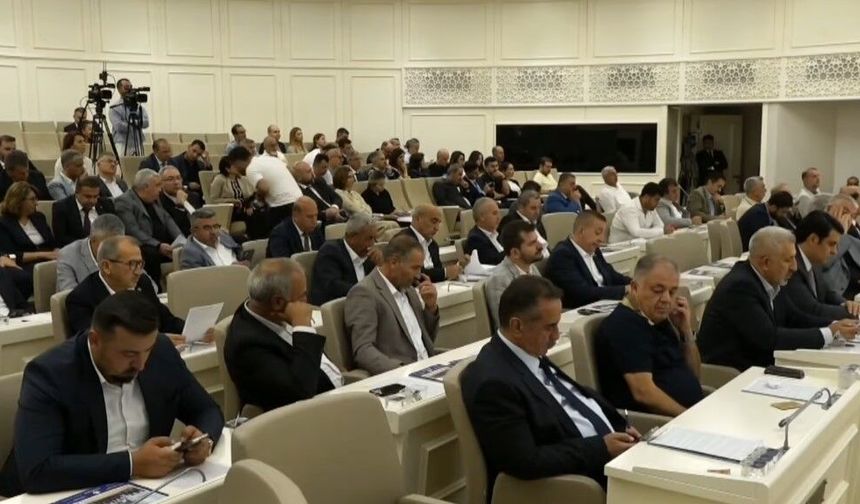 Gaziantep Büyükşehir Meclisinde şok istifalar! 8 isim CHP’den ayrıldı…