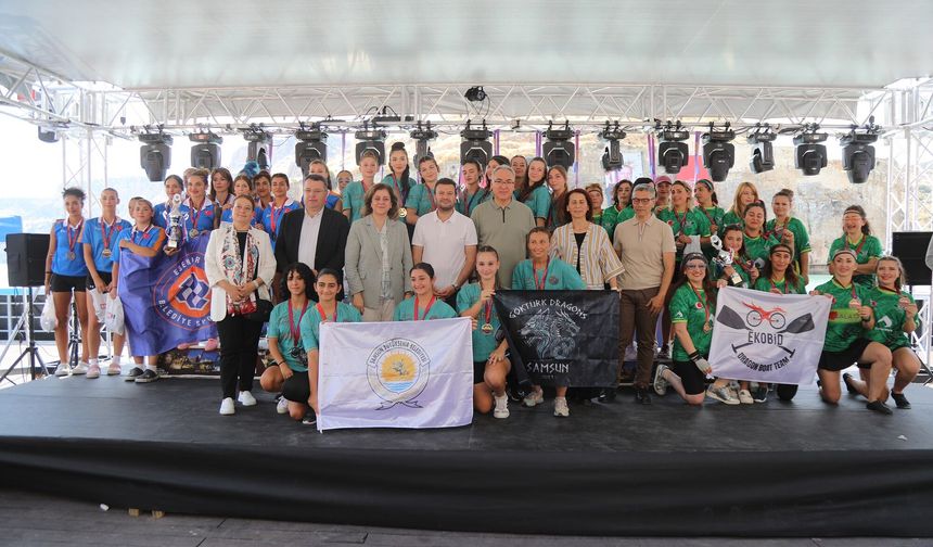 Gaziantep Rumkale’de Dragon Bot şampiyonları kupalarına kavuştu