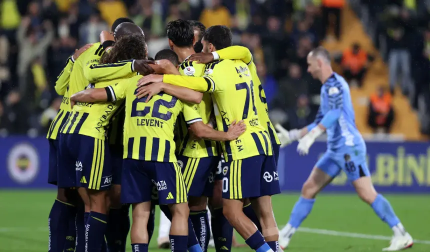 Fenerbahçe dev derbi öncesi hata yapmadı! Alanyaspor'u 3-0 mağlup etti…