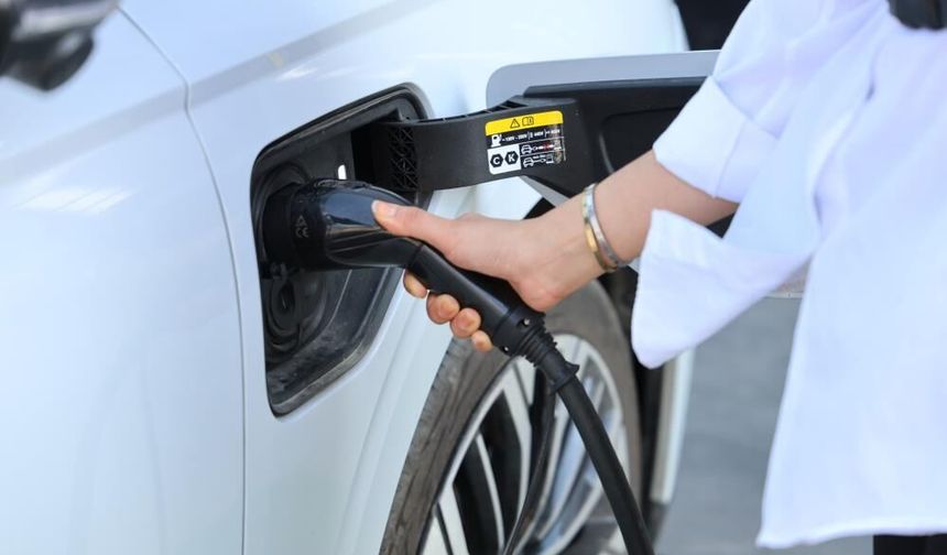 Elektrikli araç sayısında dikkat çeken artış! Türkiye'de 465 bine dayandı