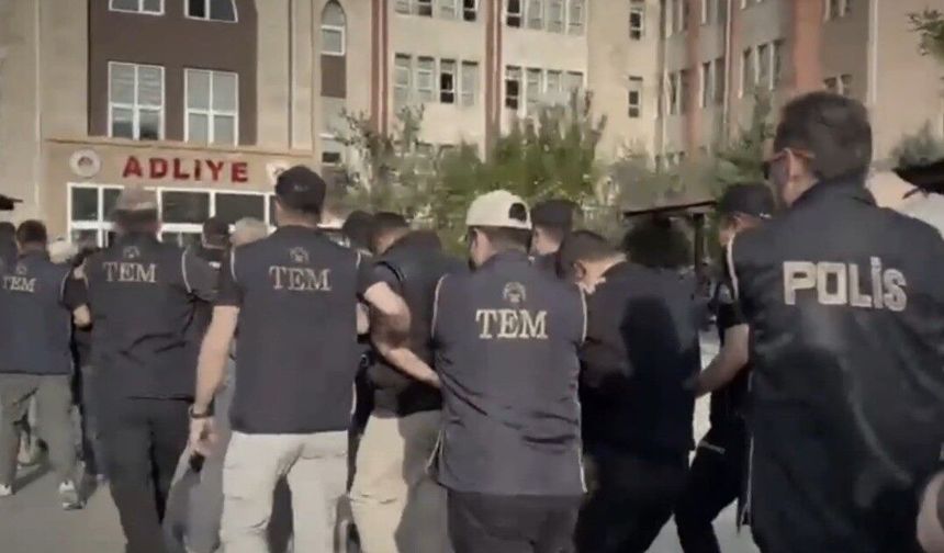 DEAŞ bir darbe daha! 8 ilde operasyon düzenlendi! Aralarında Gaziantep’te var! 22 kişi tutuklandı