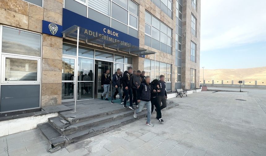 1,3 milyar TL’lik vurgunda 12 şüpheli tutuklandı