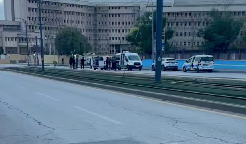 Gaziantep Emniyet Caddesinde bomba paniği (VİDEOHABER)