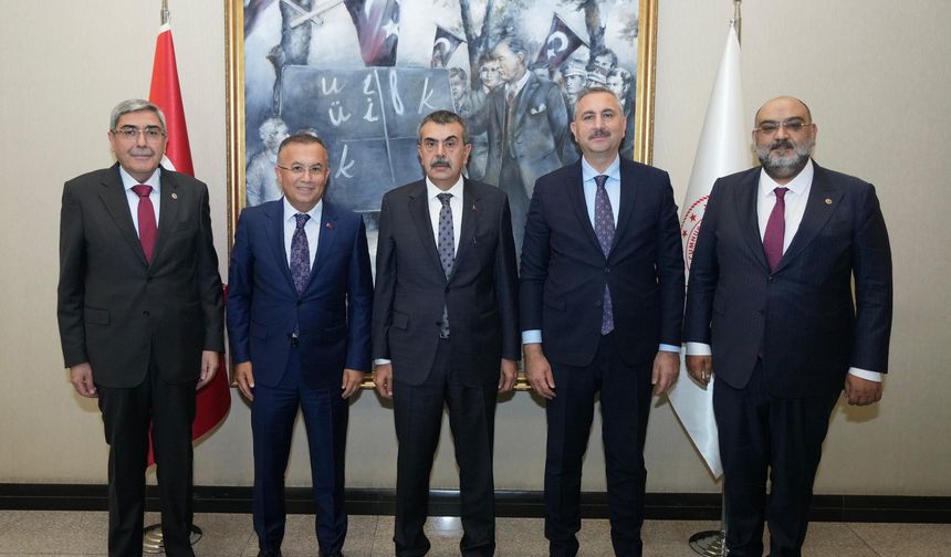 Gaziantep Heyetinden Bakan Tekin’e ziyaret! Eğitimimiz masada!