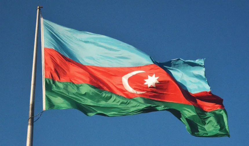 Azerbaycan'da başörtüsü yasağı!