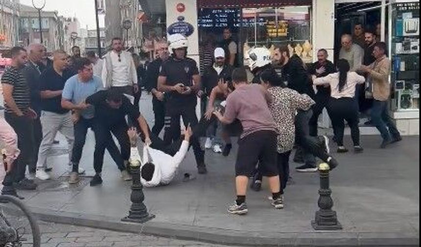 Gaziantep’te tekme ve yumruklar havada uçuştu!