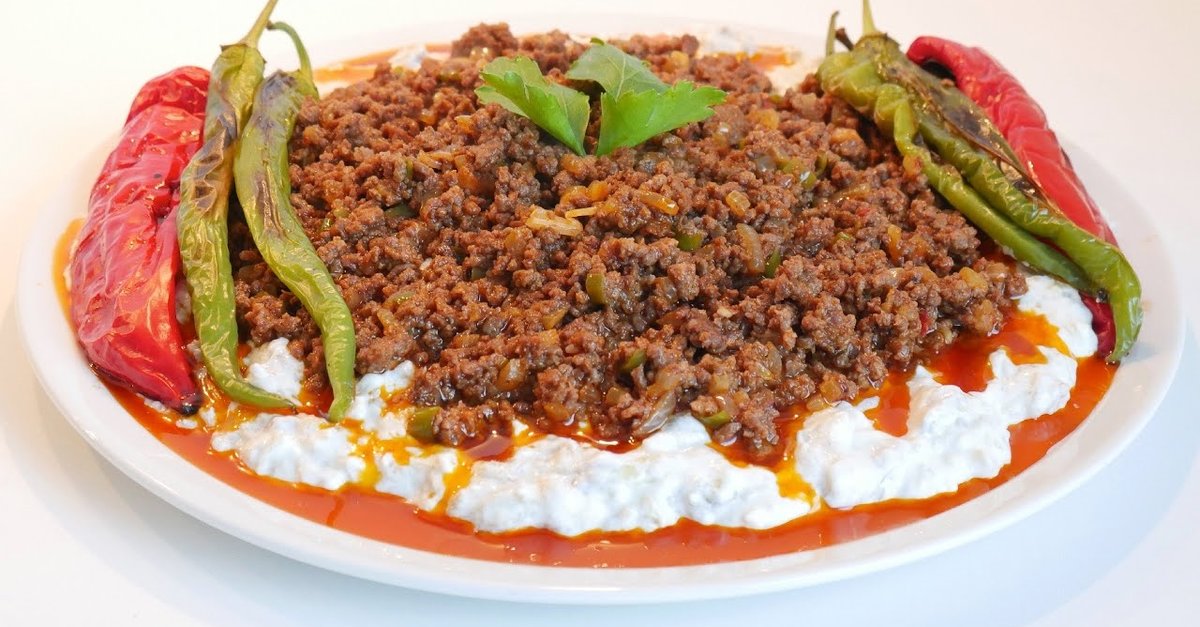 1200x627-ali-nazik-yemegi-tarifi-ali-nazik-kebabi-nasil-yapilir-1586952034811