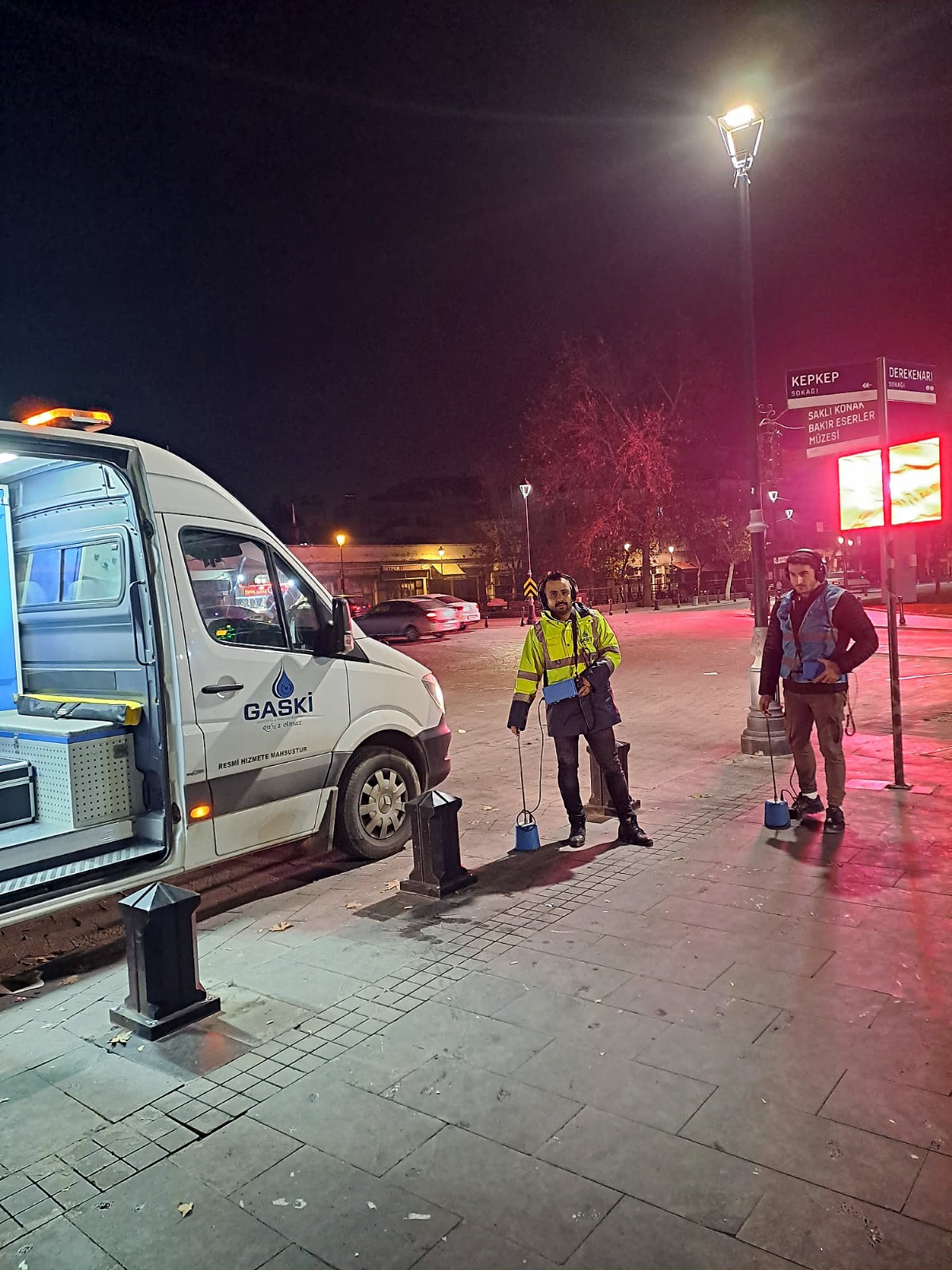 Gece Dinliyor, Gündüz Çözüyor! (3)