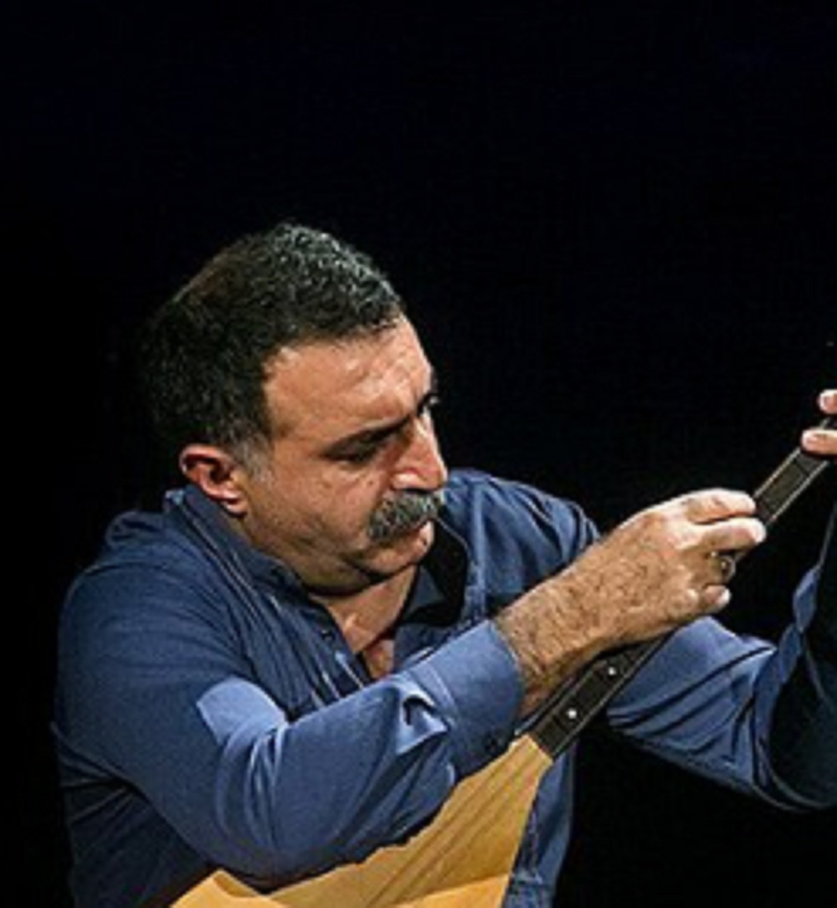 Halk müziğinin sevilen ismi Erdal Erzincan, 18 Şubat Pazar akşamı Şahinbey Kongre ve Sanat Merkezinde sevenlerine müzik şöleni yaşatacak.