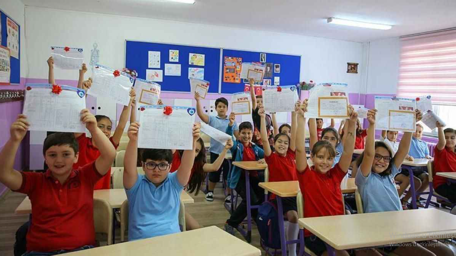 Gaziantep’te 650 Bini Aşkın Öğrenci Karne Alacak