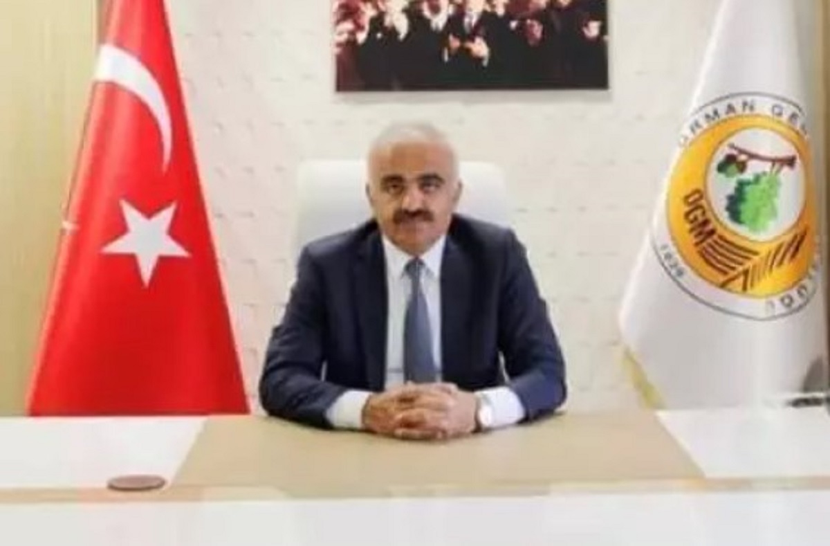 İkinci aday tanıtım toplantısında 17 büyükşehir ve 31 ilin adayı açıklanacak. Parti kurmayları tarafından adaylara görev tebliği ise başlandı.
İşte isim isim tam liste...

ADIYAMAN
Adıyaman Belediye Başkan Adayı Ziya Polat

ZİYA POLAT KİMDİR?
1976 yılında Adıyaman'ın Akdere Köyünde doğan Polat, eğitim hayatına burada başladı. İlk ve orta öğretimini Adıyaman'da tamamlayan Polat, kentte geniş bir akraba çevresine sahip. Geçtiğimiz yıl meydana gelen deprem sonrasında, Polat'ın yaşamında önemli bir dönüm noktası gerçekleşti.
