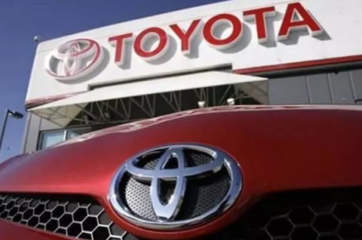 10) Toyota | 70 bin 299 adet